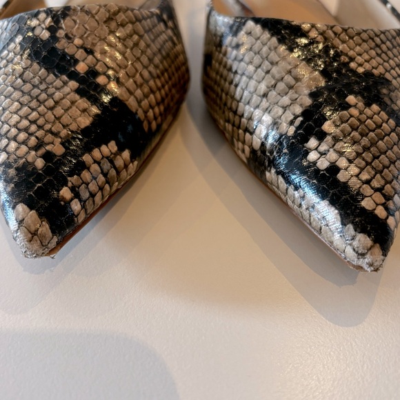 🐍H&M Snakeskin Pattern Pointed Toe Flat Heel Back Strap Pumps - Picture 5 of 10